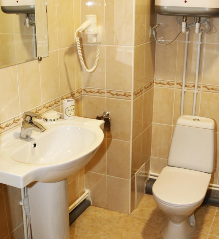 Avtograd Hotel 0*