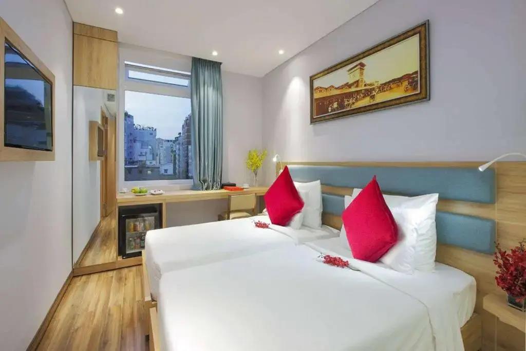 Adora Mira Hotel 4*