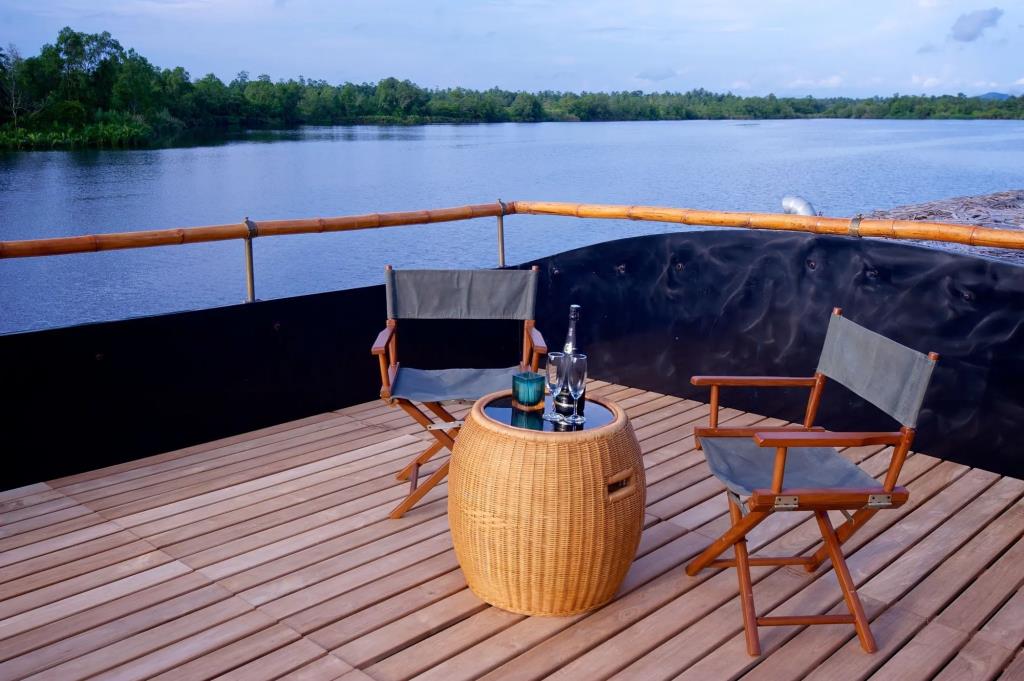 Yathra Houseboat 4*