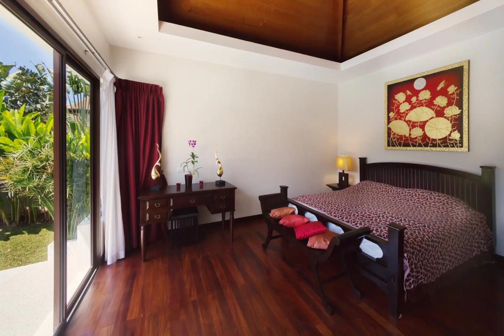 Lorangi Villa 0*