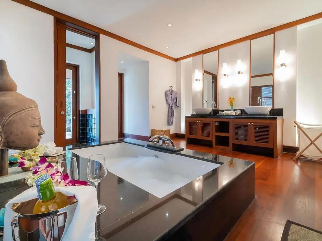 Villa Chada 0*