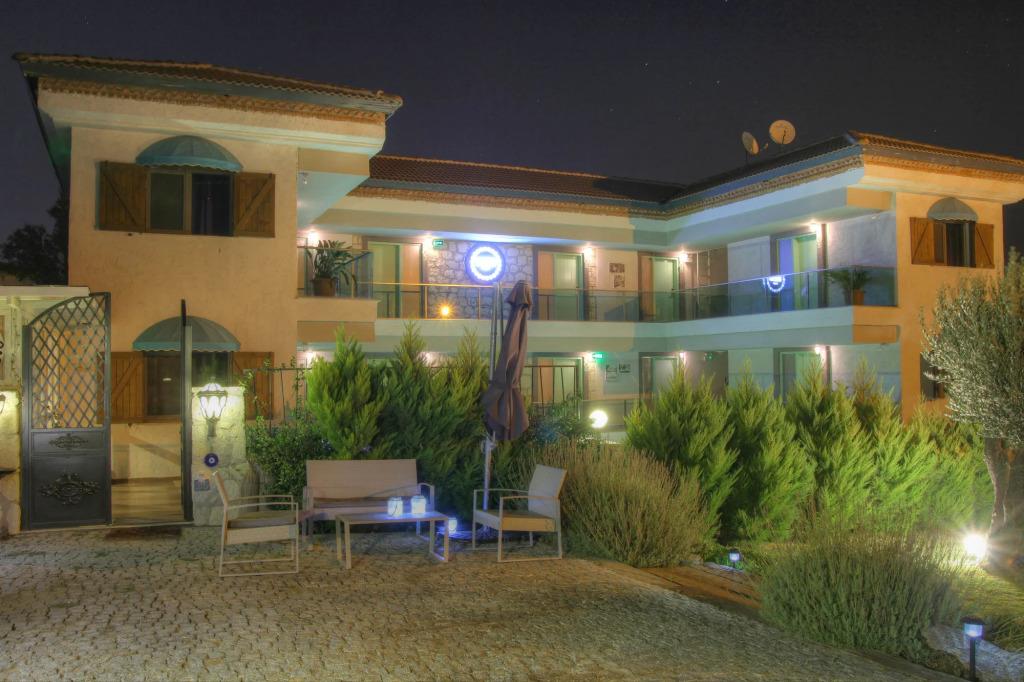 Brera Alacati 0*