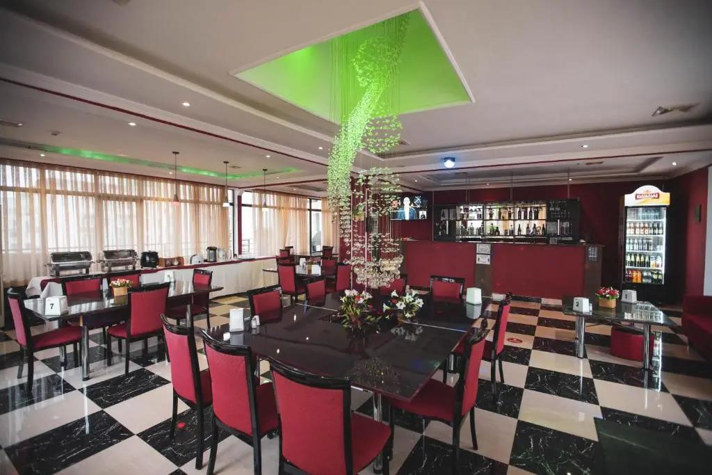 Hotel Park Green 3*