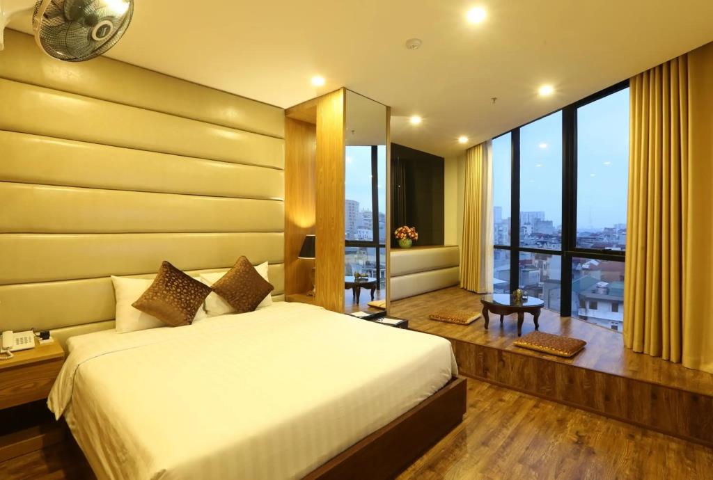 Au Viet Hotel 3*