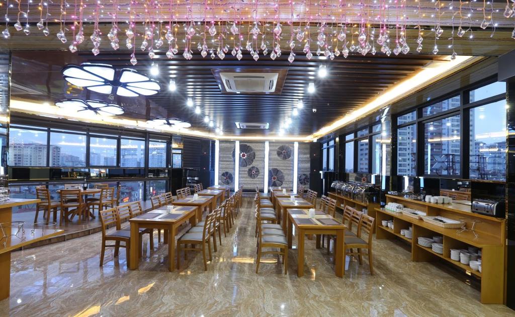 Au Viet Hotel 3*