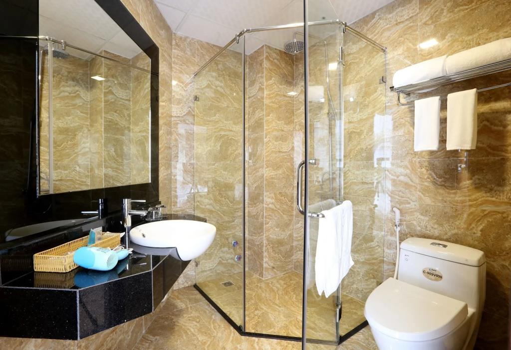 Au Viet Hotel 3*