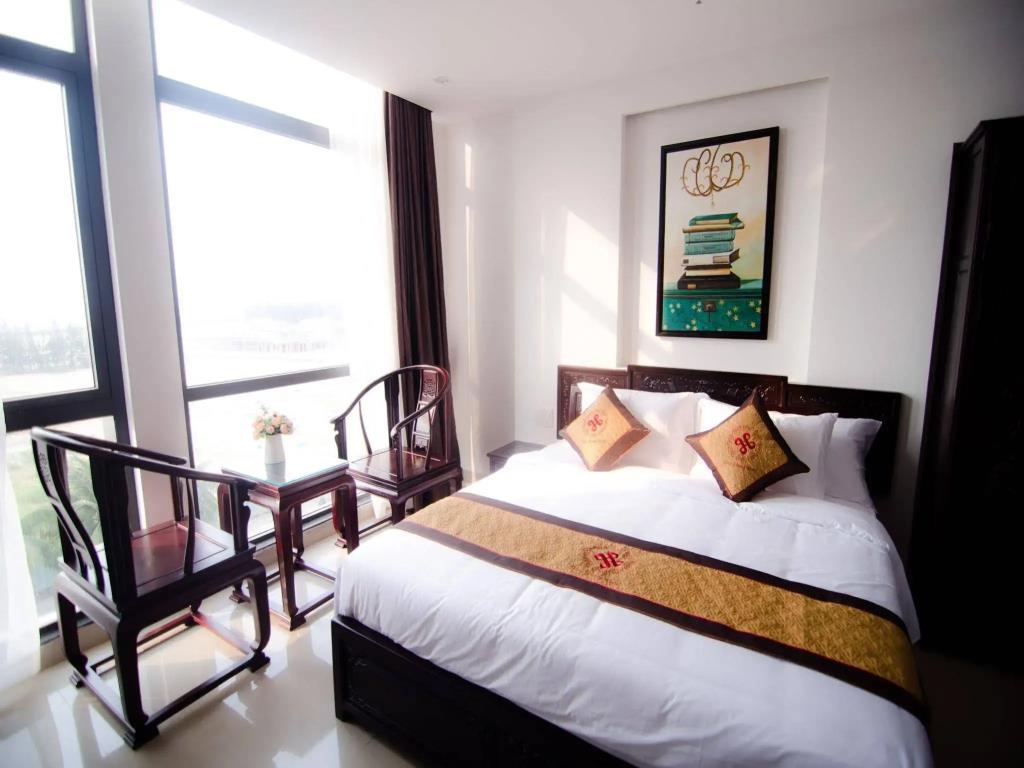 Hoa Phong Hotel 3*