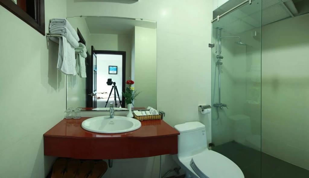 Hoa Phong Hotel 3*