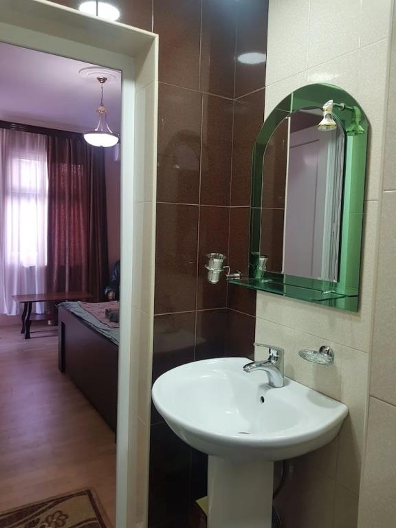 Hotel Mariana 3*