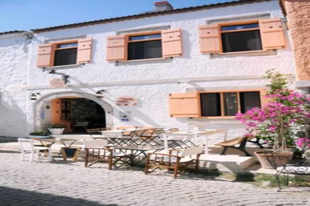 Krem Hotel 0*