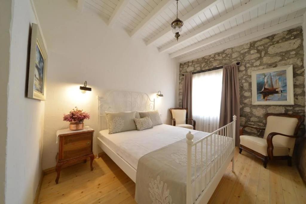 Krem Hotel 0*