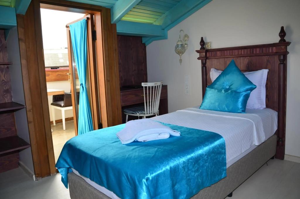 Orchis Hotel 0*