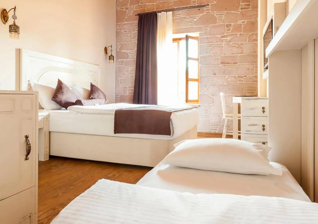 Orchis Hotel 0*