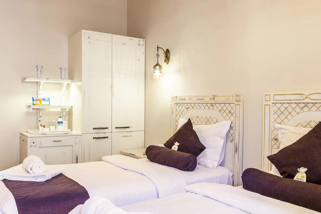 Orchis Hotel 0*