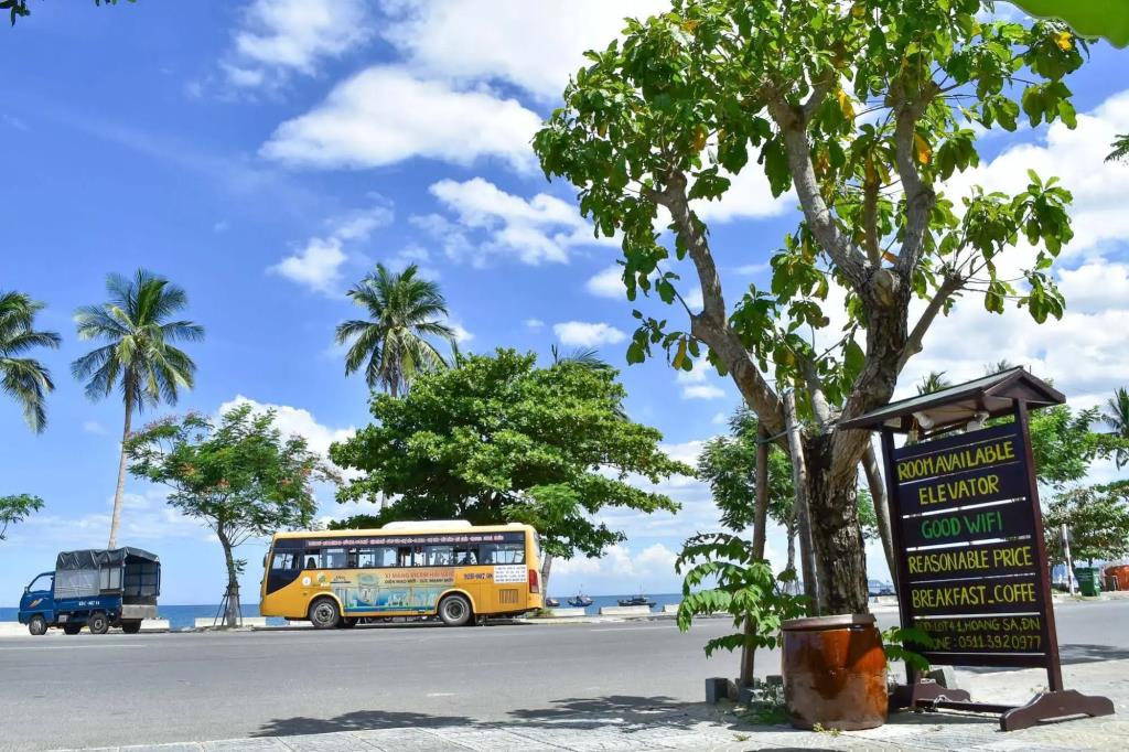 Sea View DN Hotel 2*