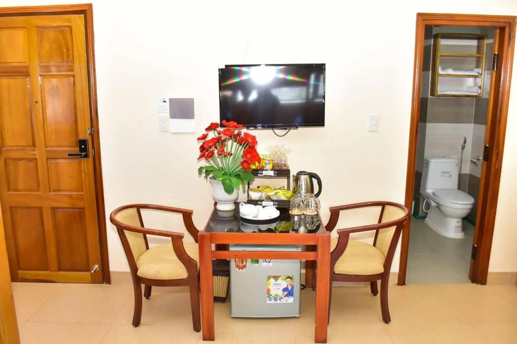 Sea View DN Hotel 2*