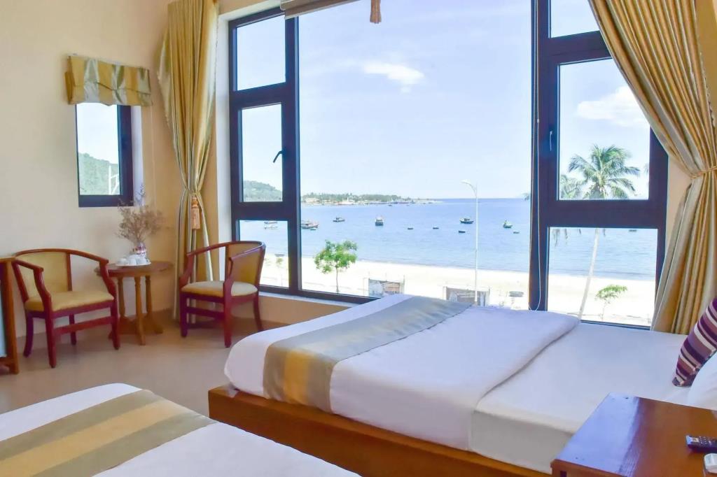Sea View DN Hotel 2*