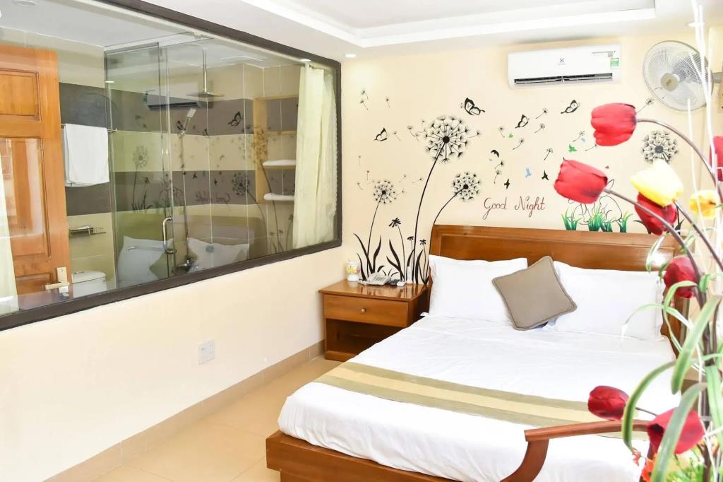 Sea View DN Hotel 2*