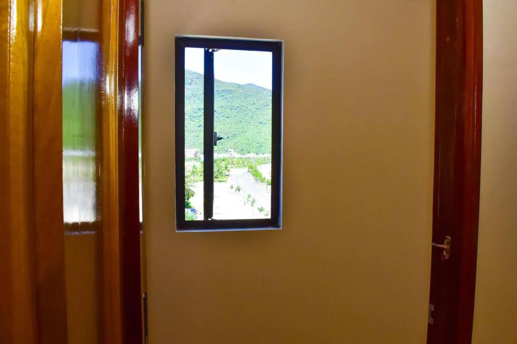 Sea View DN Hotel 2*