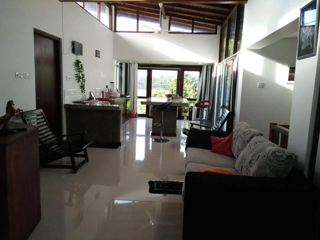 Aroma Villa 0*