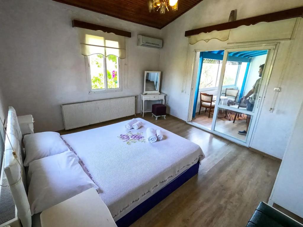Zeren Alacat? Butik Otel 0*