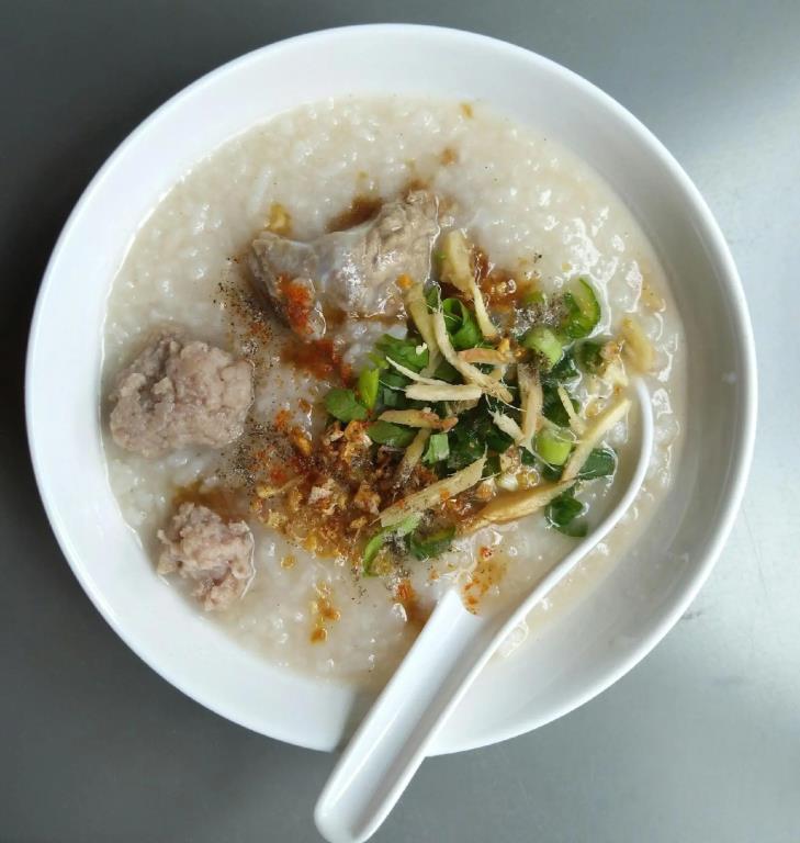 Khunyuw Hotel 3*