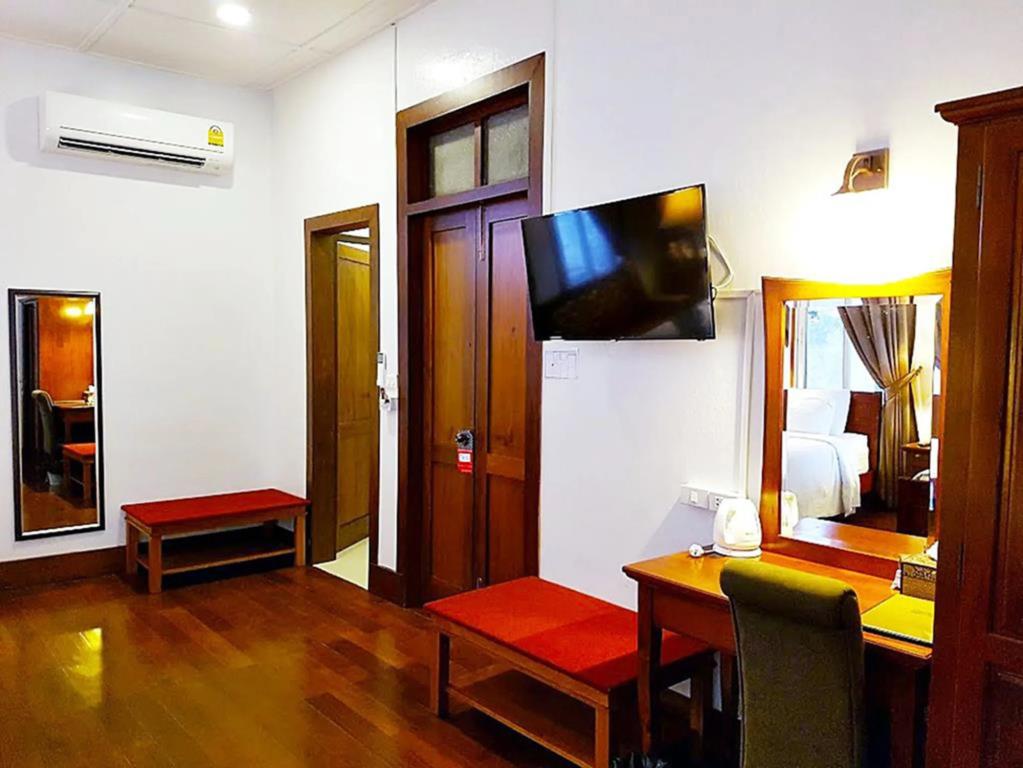 Dinso Mon Hotel 3*