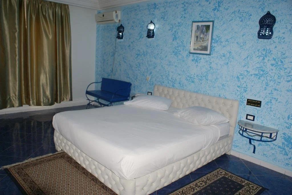 Hotel Donia 3*