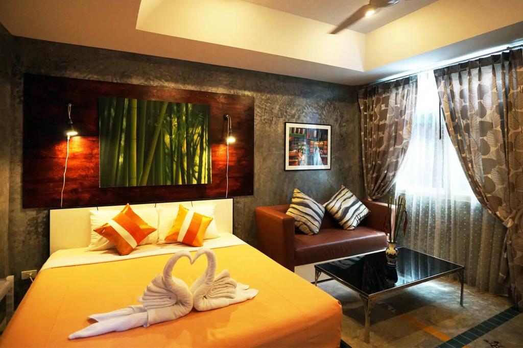 Phuket Paradiso Hotel 3*