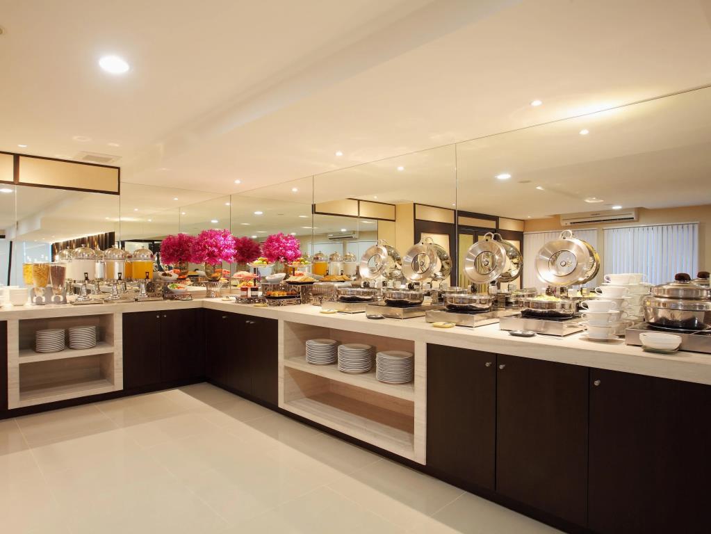 Chiva Bangkok Hotel (SHA Extra Plus) 3*