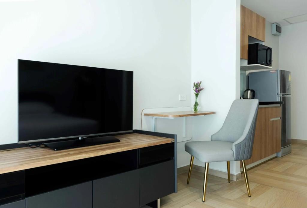 Chiva Bangkok Hotel (SHA Extra Plus) 3*