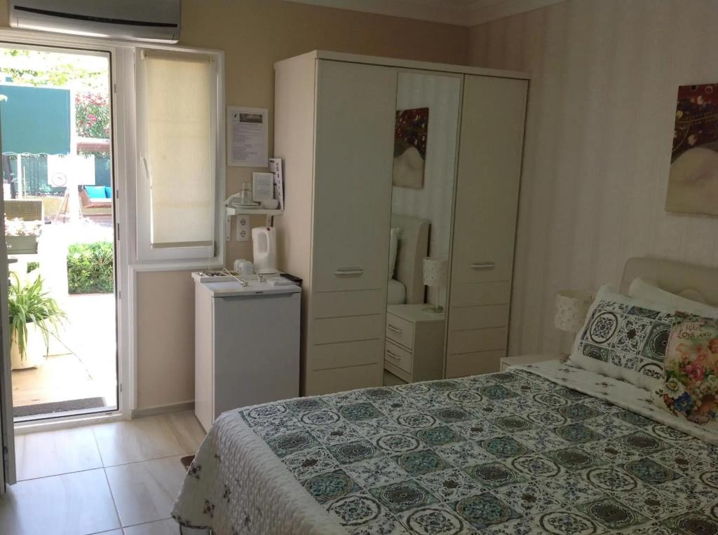 Berg Villa 0*