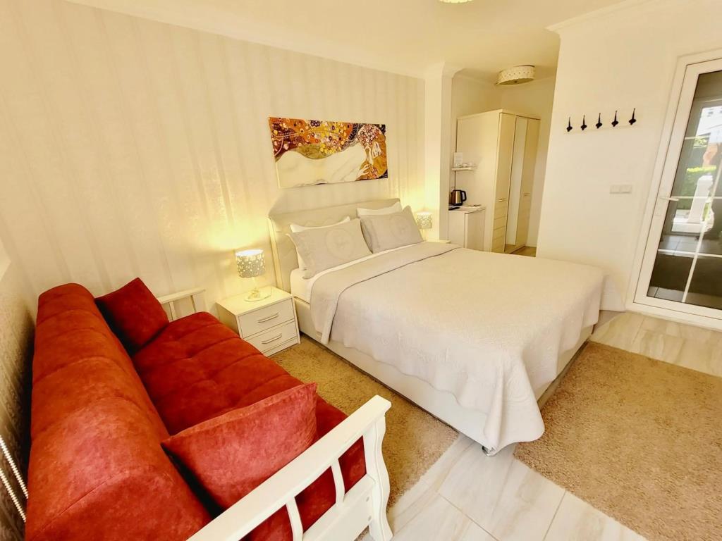 Berg Villa 0*