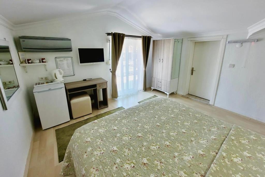 Berg Villa 0*