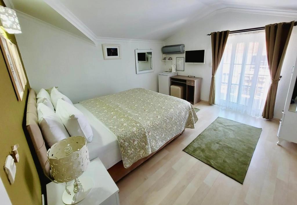 Berg Villa 0*
