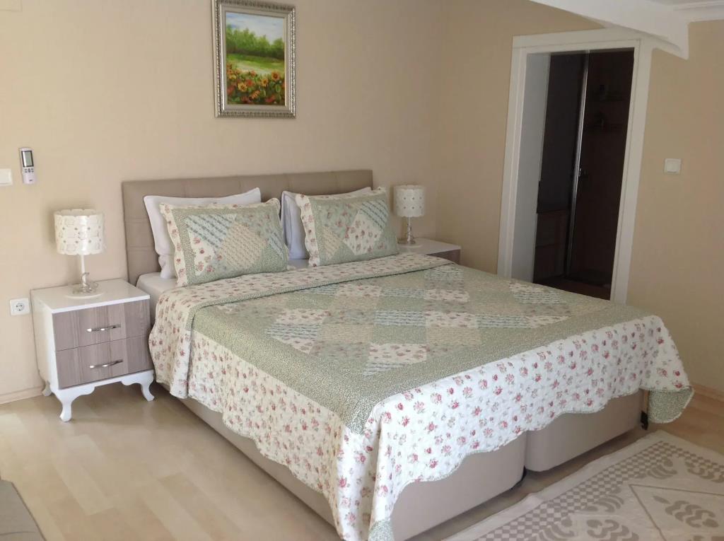 Berg Villa 0*