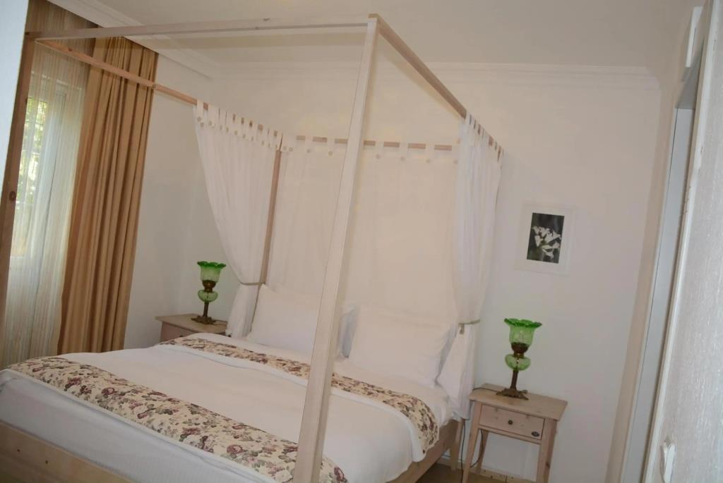 Berg Villa 0*