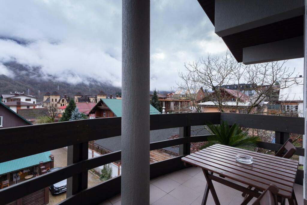 Elpida Hotel 0*