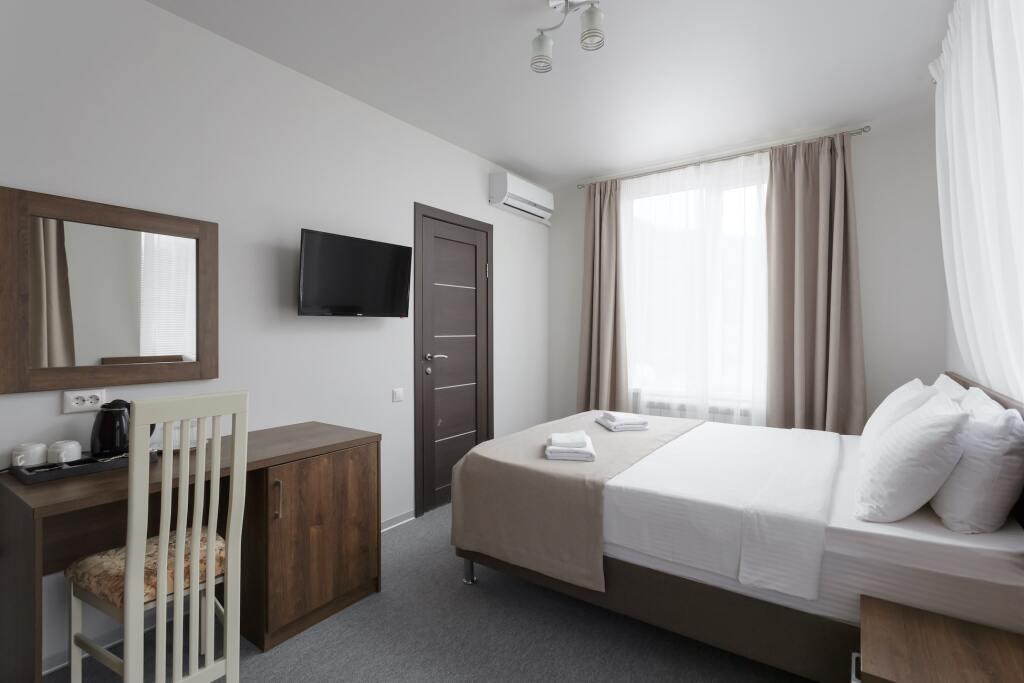 Elpida Hotel 0*