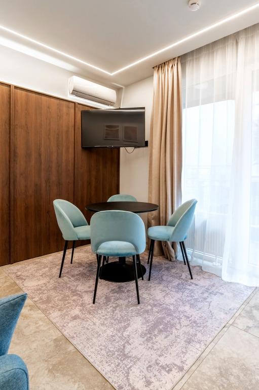 Elpida Hotel 0*