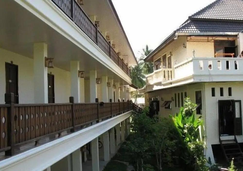 Baan Busaba Hotel 3*
