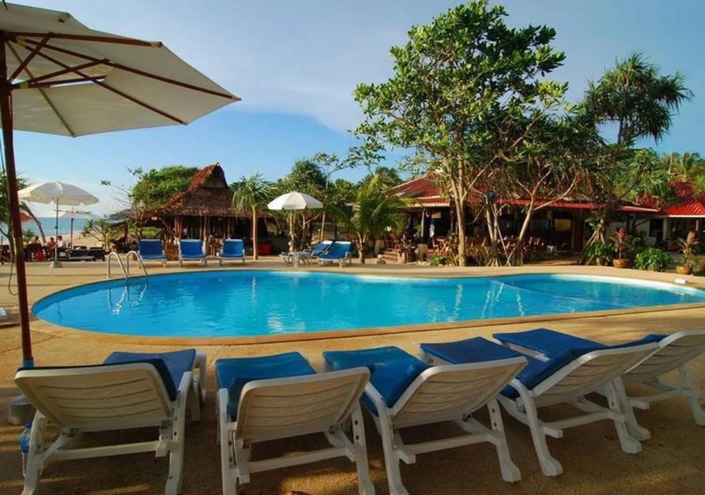Lanta Nice Beach Resort 3*