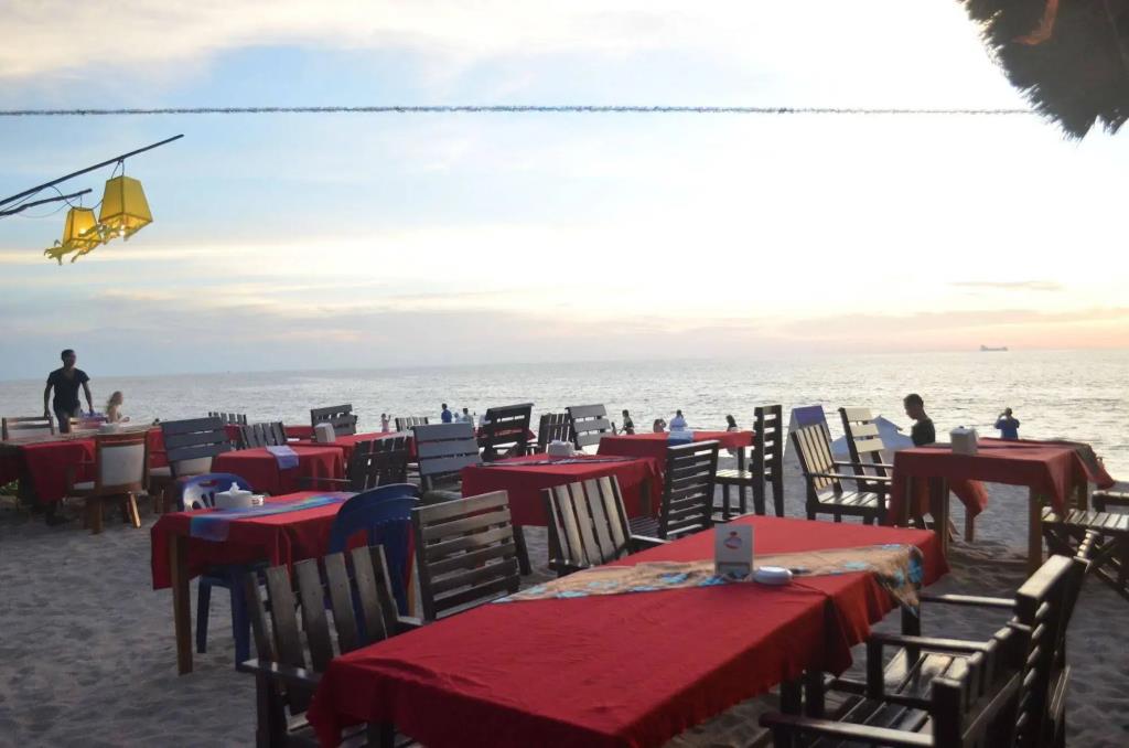 Lanta Nice Beach Resort 3*