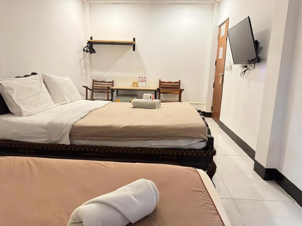 Collection O Khu Mueang near Tha Phae Gate (formerly Lai Thai Guesthouse) 3*