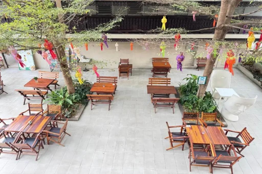 Collection O Khu Mueang near Tha Phae Gate (formerly Lai Thai Guesthouse) 3*