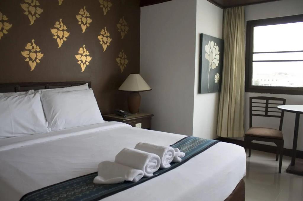 Tapae Place Hotel Chiangmai 3*
