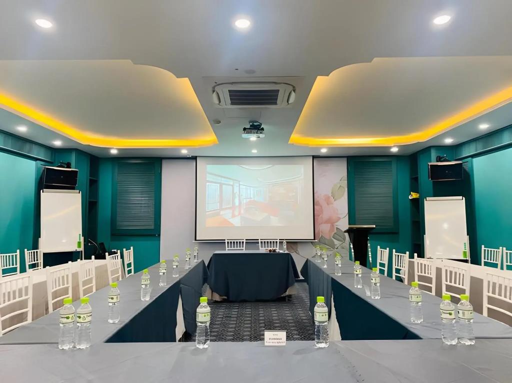Metro Points Hotel Ho Chi Minh 3*