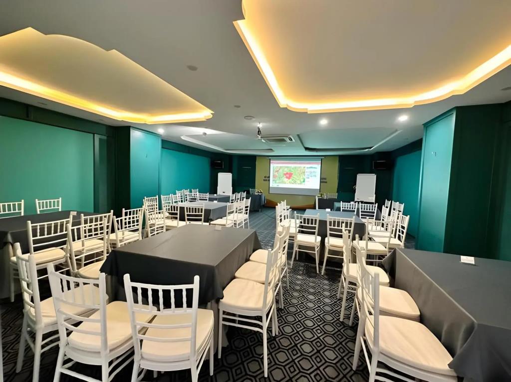 Metro Points Hotel Ho Chi Minh 3*