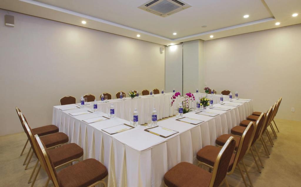 Metro Points Hotel Ho Chi Minh 3*