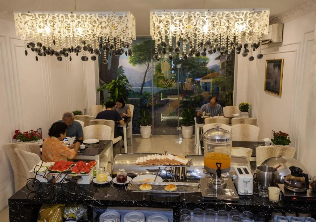 Golden Star Hotel 3*